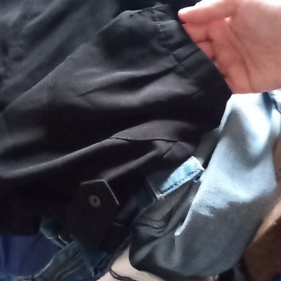 Black drawstring shorts - Picture 6 of 6